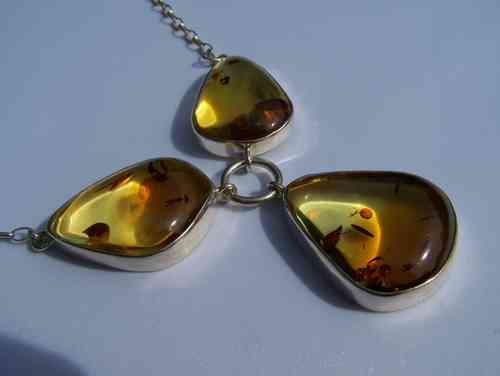 Amber silver necklace 01
